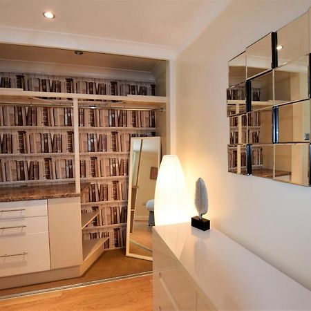 Meridian Way - Your Apartment ブリストル エクステリア 写真